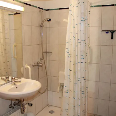 K110 Fuer 2-4 Personen In Strandnaehe *